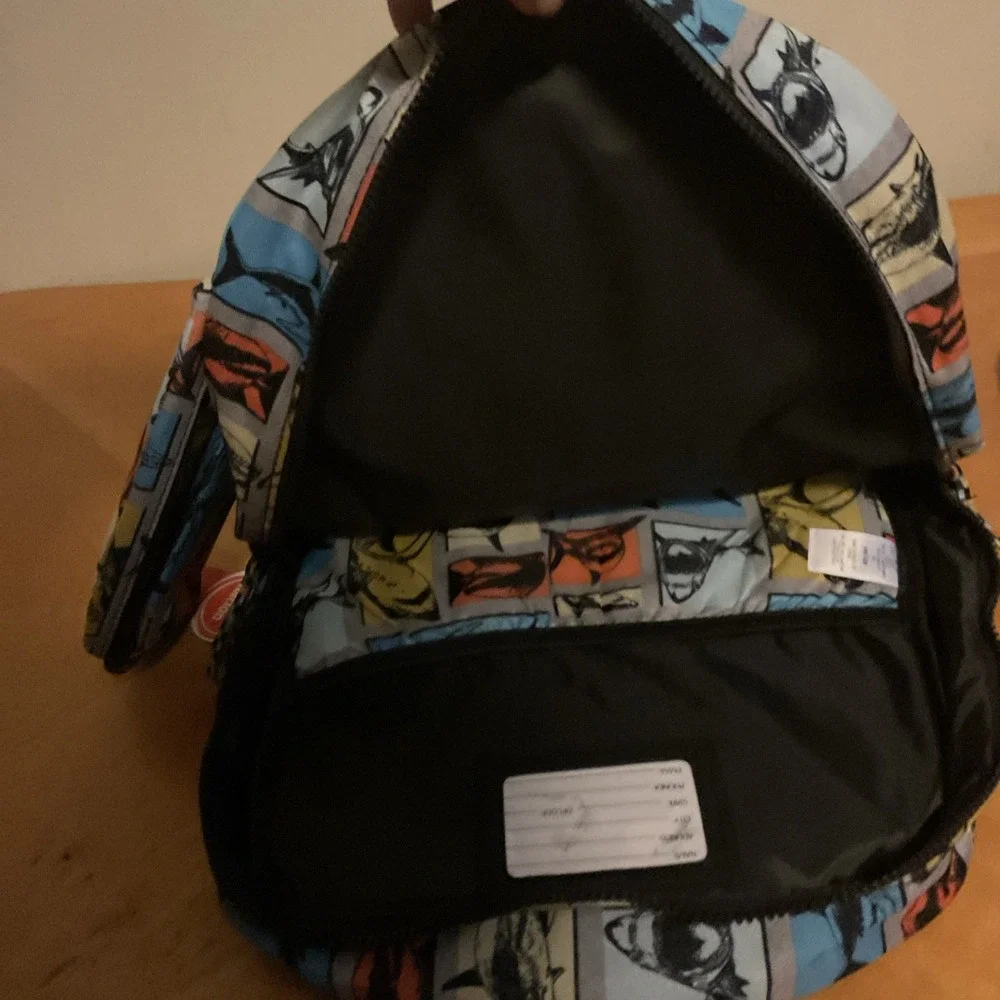 Wonder Nation 4 Pc 17 in Shark Pop It Back Pack With lunch Box,‎ Pencil Case NWT